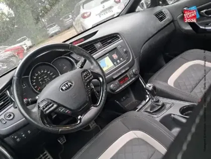 Photo 14 Kia Ceed Cee'd 1.0 T-GDi 120ch ISG GT Line
