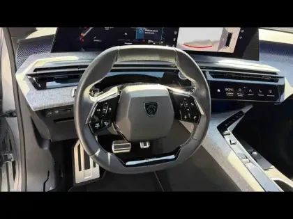 Photo 11 Peugeot 3008  1.2 Hybrid 136ch GT e-DCS6