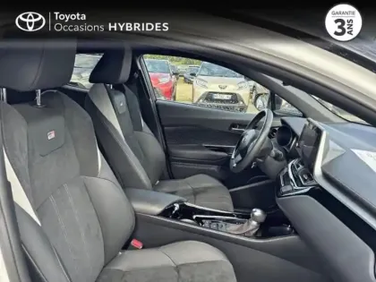 Photo 5 Toyota C-HR  122h GR-Sport 2WD E-CVT MY22