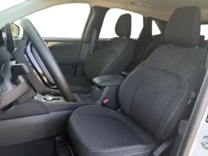 Photo 13 Ford Kuga  2.5 Duratec 180ch Hybrid FlexiFuel Titanium Business Powershift
