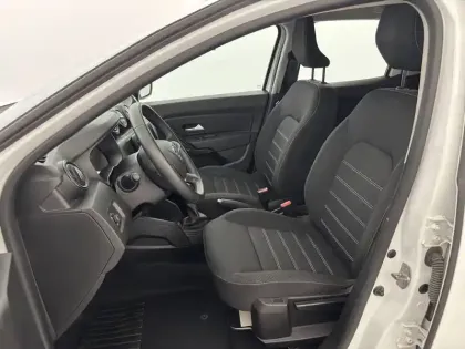 Photo 17 Dacia Duster  TCe 150 FAP 4x2 EDC
