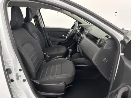 Photo 22 Dacia Duster  TCe 150 FAP 4x2 EDC