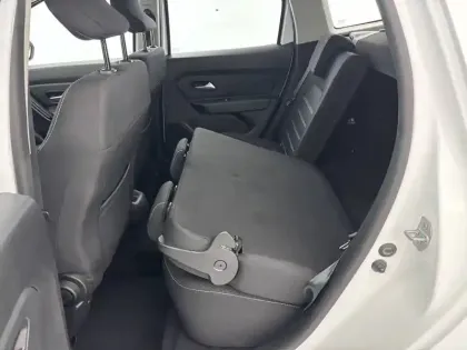 Photo 37 Dacia Duster  TCe 150 FAP 4x2 EDC
