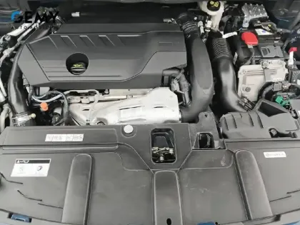 Photo 11 Peugeot 3008  Hybrid 225 e-EAT8