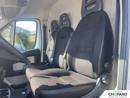 Photo 8 Peugeot Boxer  TOLE 333 L2H2 BLUEHDI 130