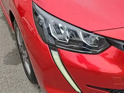Photo 15 Peugeot 208  PureTech 100 S&S BVM6