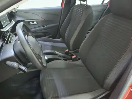 Photo 31 Peugeot 208  PureTech 100 S&S BVM6