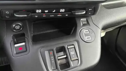 Photo 19 Peugeot Partner E- FOURGON M 800 KG 136 CH BATTERIE 54 KWH