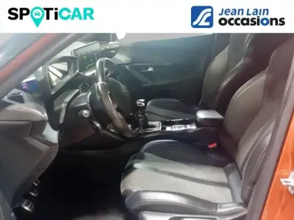 Photo 10 Peugeot 2008  PureTech 130 S&S BVM6