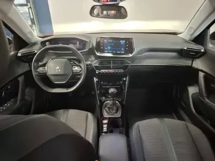 Photo 9 Peugeot 2008  BlueHDi 110 S&S BVM6
