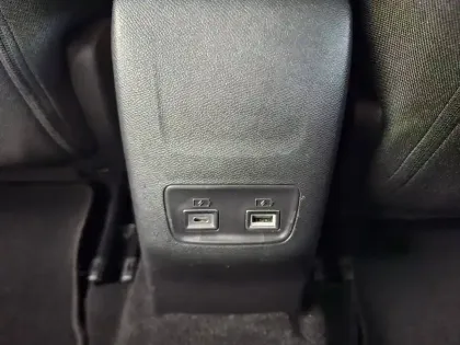 Photo 18 Peugeot 208  PureTech 100 S&S BVM6