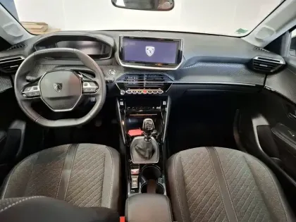 Photo 9 Peugeot 208  PureTech 100 S&S BVM6