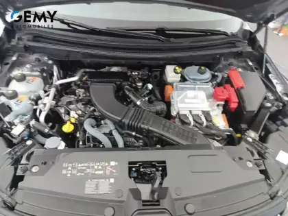 Photo 37 Renault Austral  E-Tech full hybrid 200 GSR2