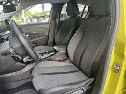 Photo 6 Peugeot 208  PureTech 100 S&S BVM6