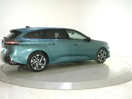 Photo 24 Peugeot 308  SW BlueHDi 130ch S&S EAT8