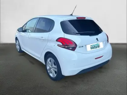 Photo 6 Peugeot 208  PureTech 82ch S&S BVM5