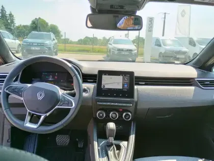 Photo 9 Renault Clio  E-Tech full hybrid 145 ch GSR2