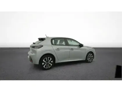 Photo 39 Peugeot 208  PureTech 100 S&S BVM6