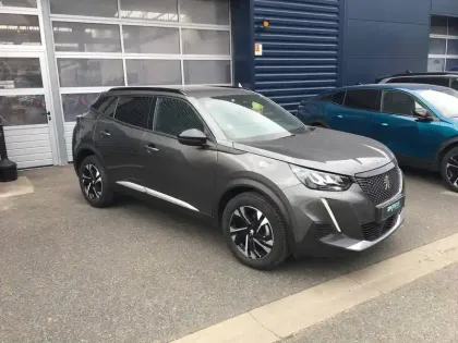 Photo 27 Peugeot 2008  PureTech 130 S&S BVM6