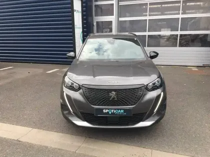 Photo 26 Peugeot 2008  PureTech 130 S&S BVM6