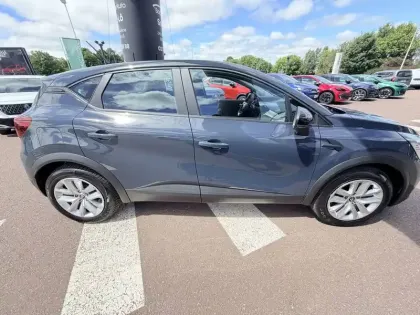 Photo 5 Renault Captur  E-Tech full hybrid 145