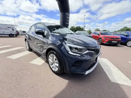 Photo 6 Renault Captur  E-Tech full hybrid 145