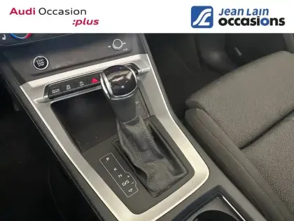 Photo 12 Audi Q3  35 TFSI 150 ch S tronic 7