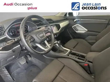 Photo 10 Audi Q3  35 TFSI 150 ch S tronic 7