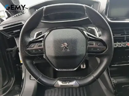 Photo 12 Peugeot 2008  PureTech 130 S&S EAT8