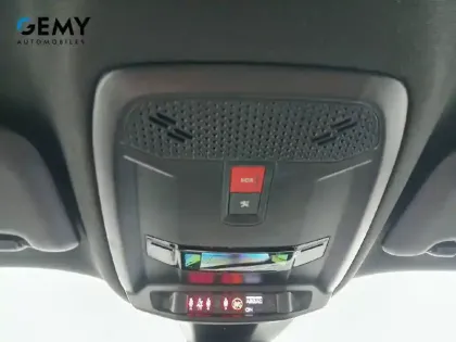 Photo 16 Peugeot 2008  PureTech 130 S&S EAT8