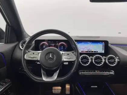 Photo 21 Mercedes GLA  250 e 8G-DCT