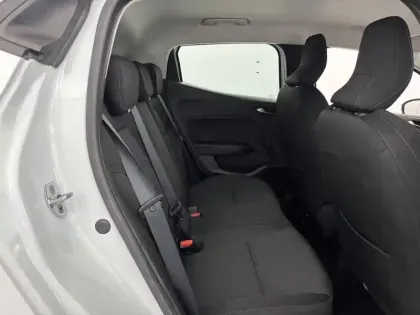 Photo 29 Renault Clio  Blue dCi 85