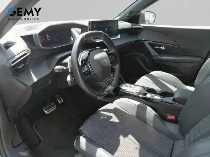 Photo 31 Peugeot 2008  BlueHDi 130 S&S EAT8
