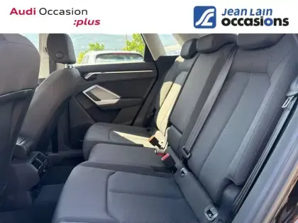 Photo 16 Audi Q3  35 TDI 150 ch S tronic 7
