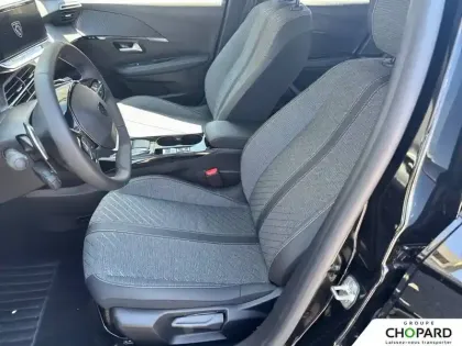 Photo 10 Peugeot 208  Hybrid 110 ch e-DCS6
