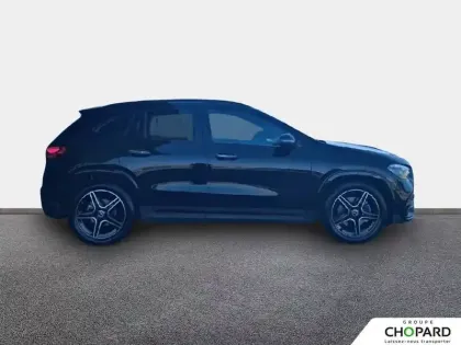 Photo 8 Mercedes GLA  200 d 8G-DCT