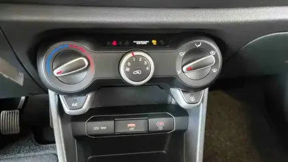 Photo 14 Kia Picanto  1.0 DPi 63 ch BVM5