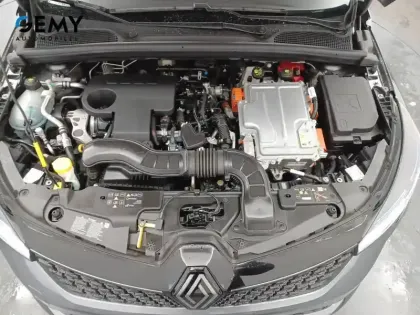 Photo 10 Renault Clio  E-Tech full hybrid 145 ch GSR2