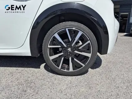 Photo 10 Peugeot 208  PureTech 130 S&S EAT8