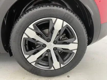 Photo 15 Peugeot 3008  PureTech 130ch S&S EAT8
