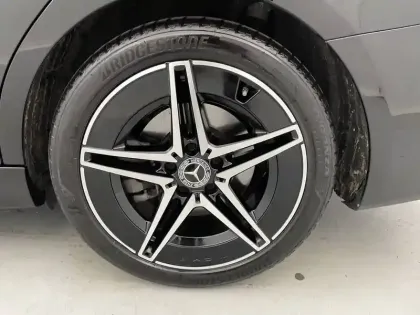Photo 16 Mercedes Classe C  220 d 9G-Tronic