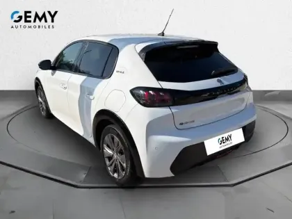 Photo 6 Peugeot 208  Electrique 50 kWh 136ch