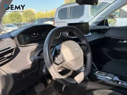 Photo 11 Peugeot 208  Electrique 50 kWh 136ch