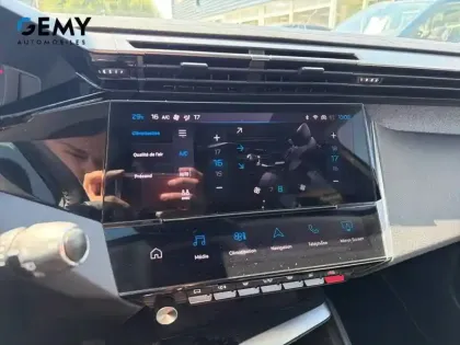 Photo 12 Peugeot 308  PHEV 180 e-EAT8