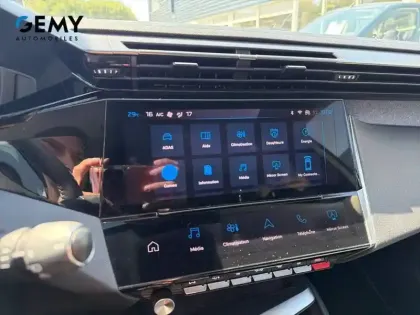 Photo 13 Peugeot 308  PHEV 180 e-EAT8