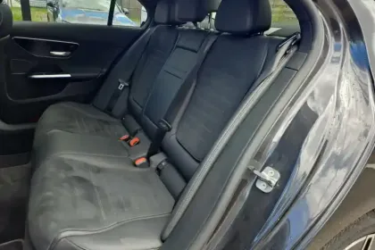 Photo 10 Mercedes Classe C  220 d 9G-Tronic