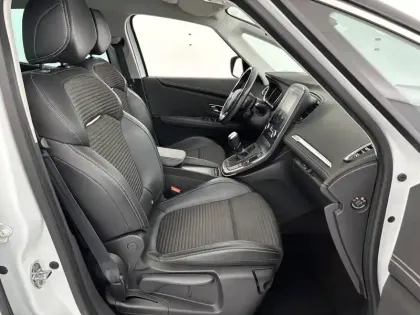 Photo 22 Renault Scenic  Blue dCi 120