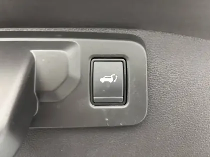 Photo 39 Renault Austral  full hybrid E-Tech 200 ch