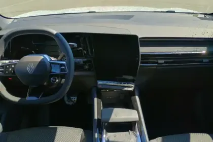Photo 8 Renault Austral  full hybrid E-Tech 200 ch