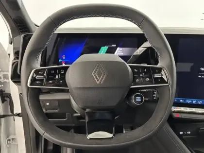 Photo 23 Renault Austral  full hybrid E-Tech 200 ch